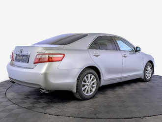 фото Toyota Camry VI 2011