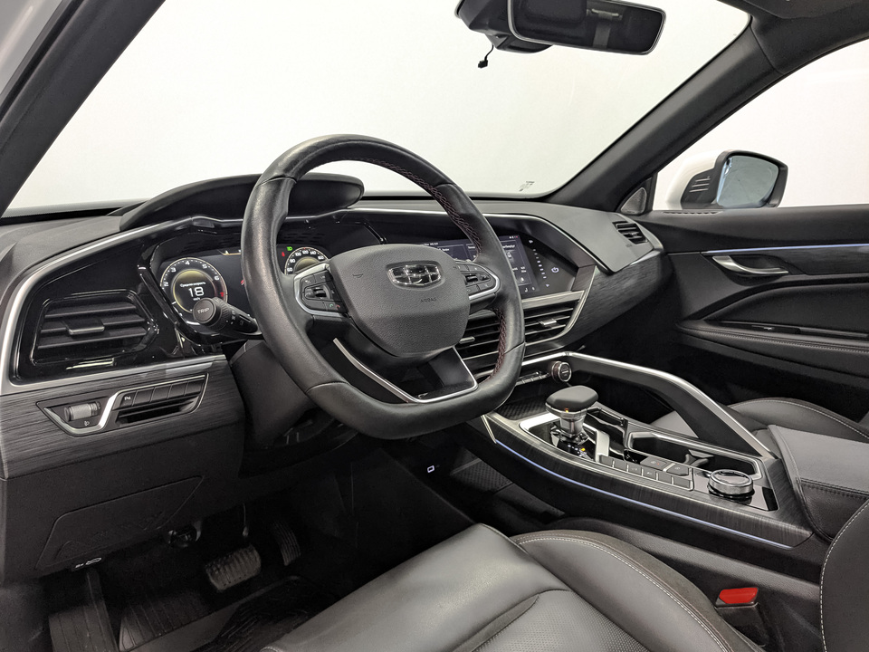 Geely Tugella с пробегом в автосалоне Форис Авто