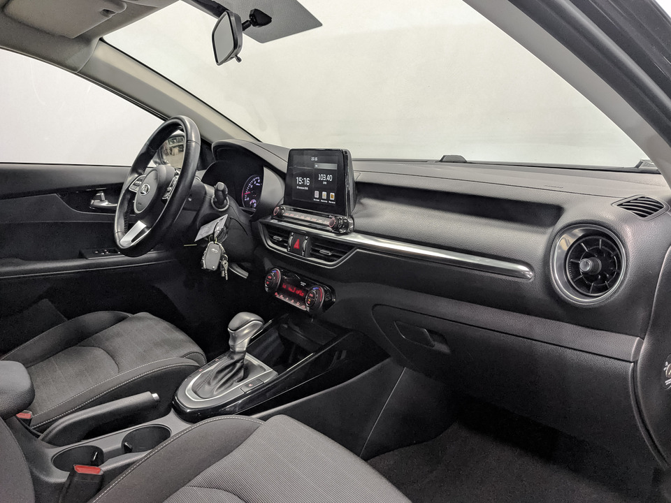 Kia Cerato с пробегом в автосалоне Форис Авто