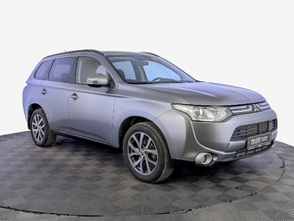 фото Mitsubishi Outlander III 2012