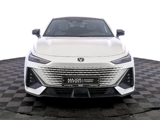 фото Changan UNI-V 2023