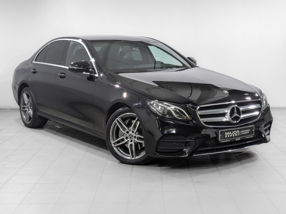 Mercedes-Benz E-Класс 2020 85 242км фото №3