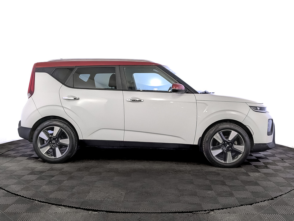 Kia Soul 2020 116 015км фото №4