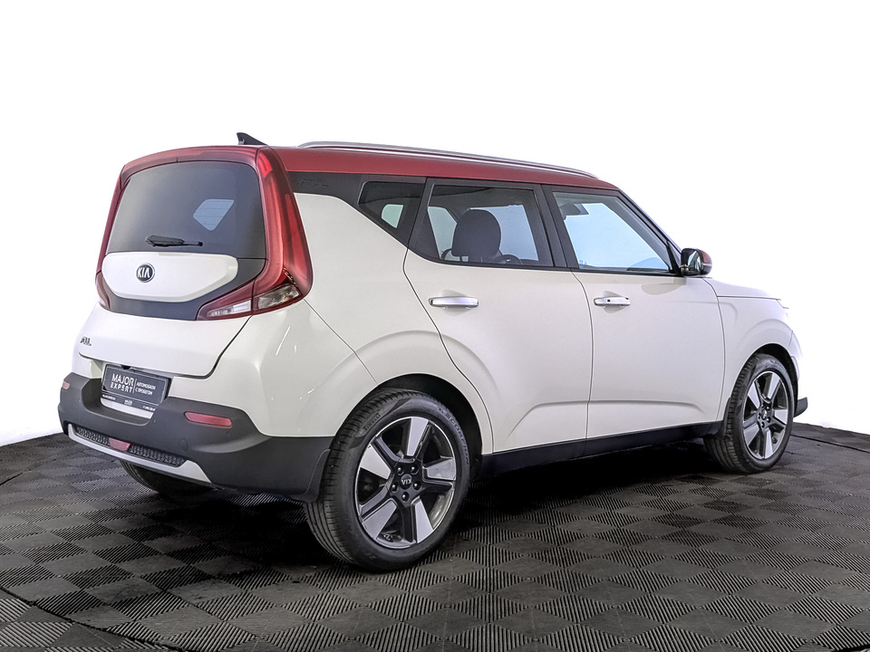 Kia Soul 2020 116 015км фото №5