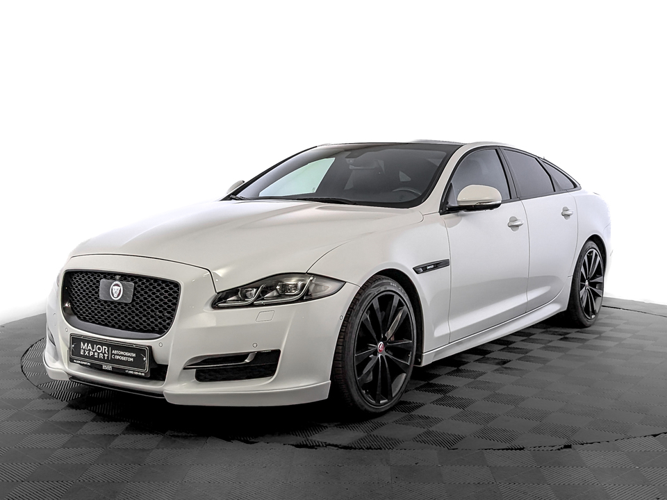 Jaguar XJ 2016 40 122км фото №1