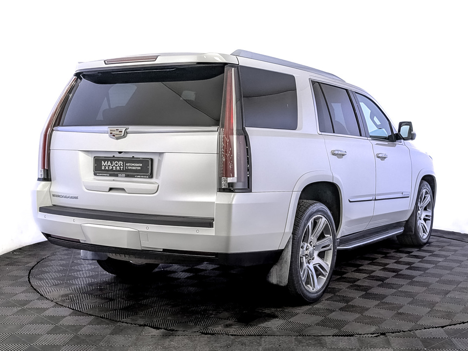 Cadillac Escalade 2016 123 601км фото №5