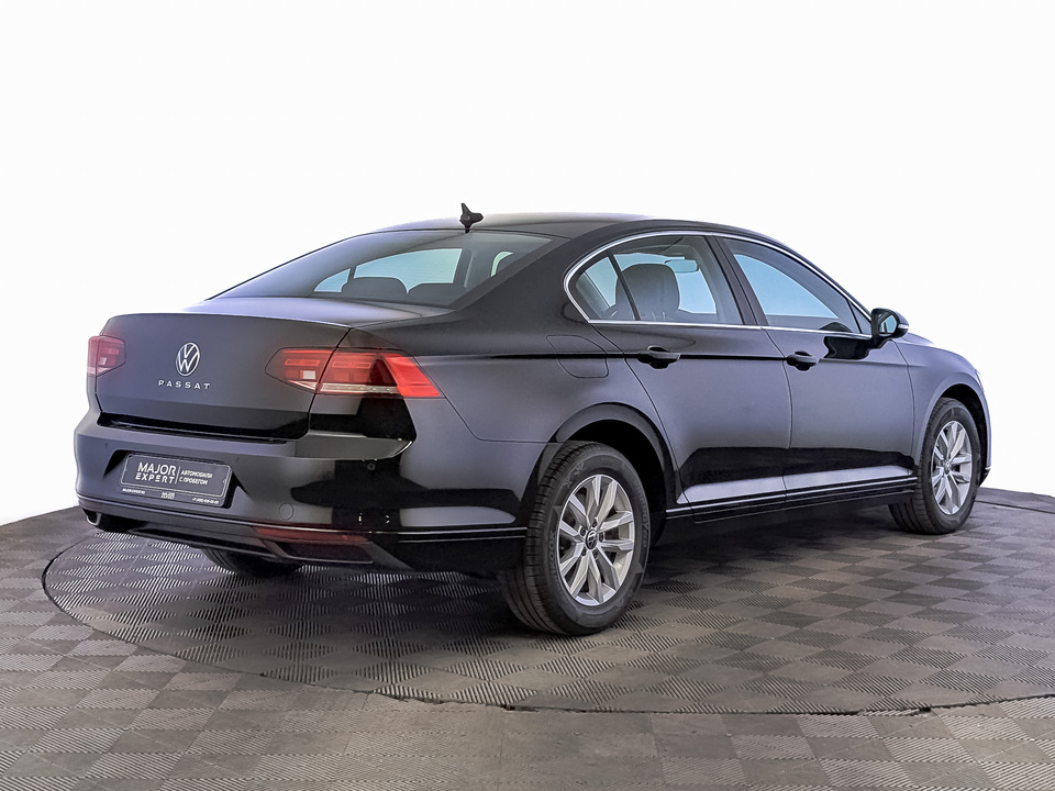 Volkswagen Passat 2021 90 268км фото №5