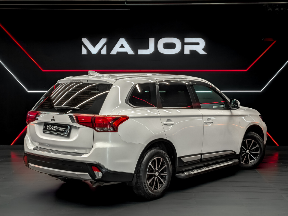 Mitsubishi Outlander 2018 71 986км фото №5