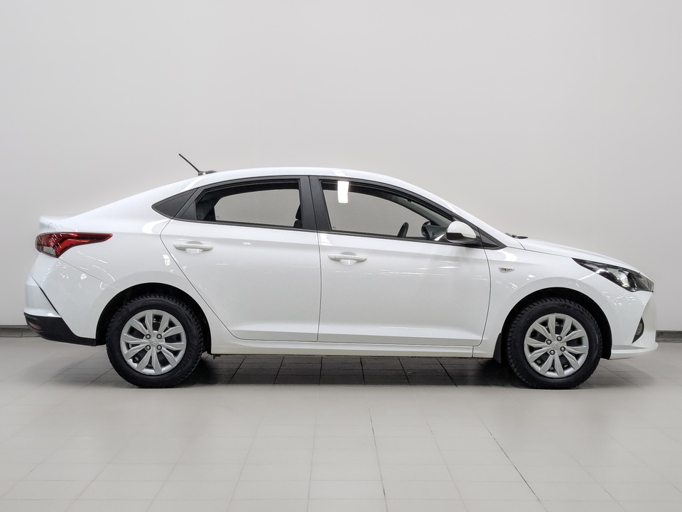Hyundai Solaris 2022 66 122км фото №4