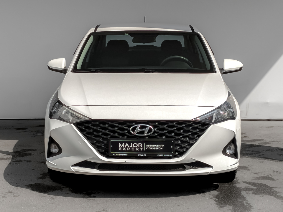 Hyundai Solaris 2022 72 478км фото №2