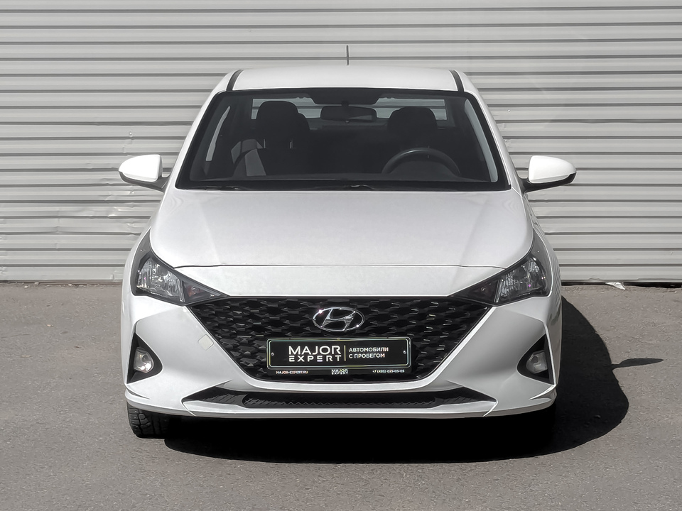 Hyundai Solaris 2022 68 053км фото №2