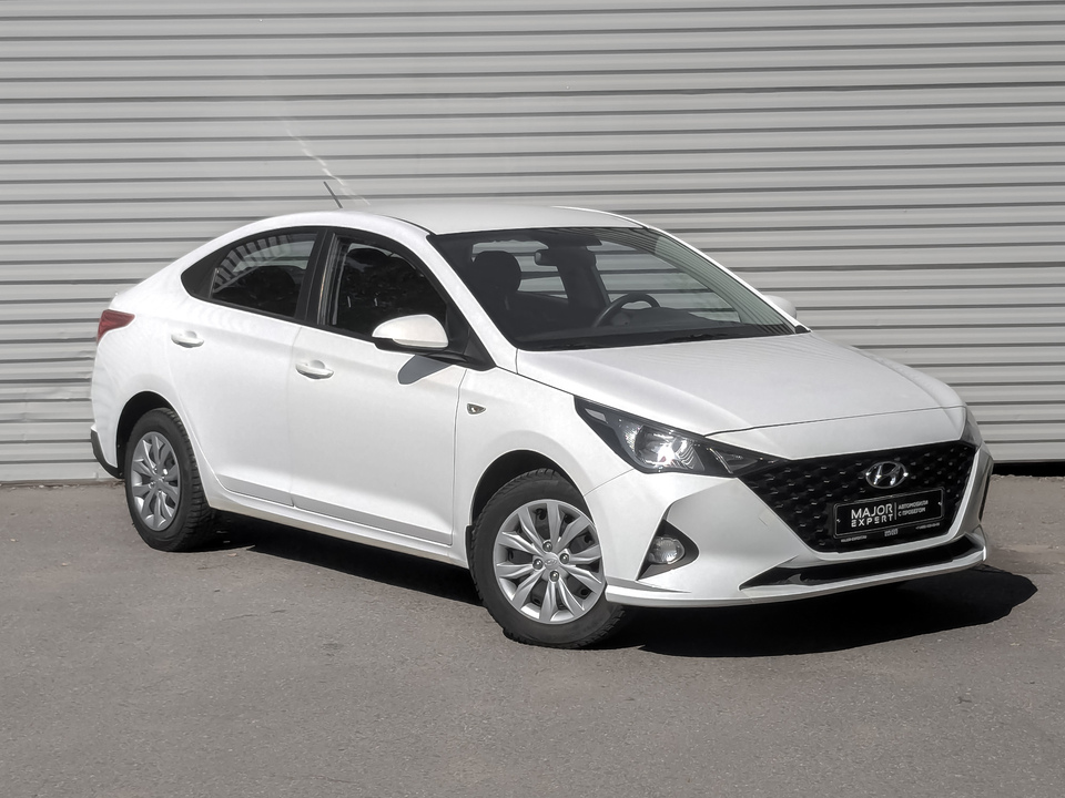 Hyundai Solaris 2022 68 053км фото №3