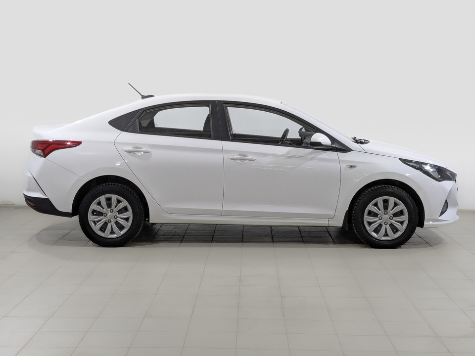 Hyundai Solaris 2022 148 631км фото №4