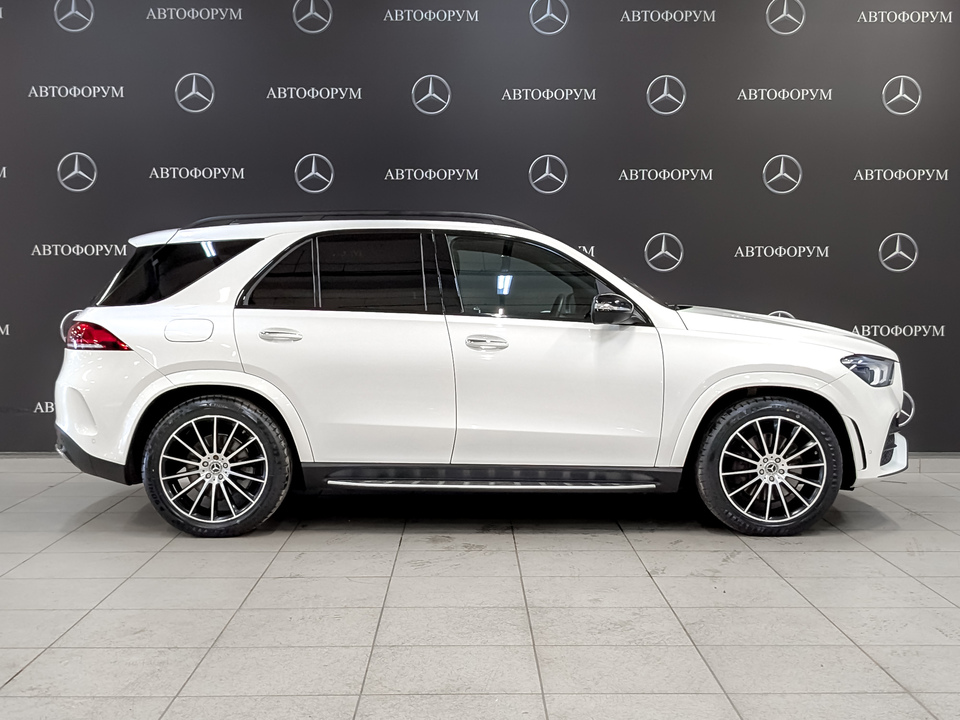 Mercedes-Benz GLE 2021 109 841км фото №4