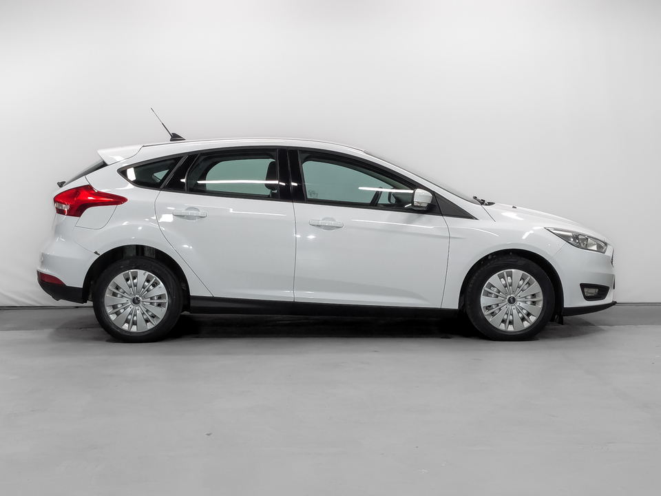 Ford Focus 2018 104 495км фото №4