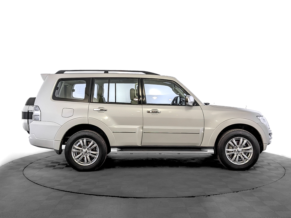 Mitsubishi Pajero 2020 83 350км фото №4