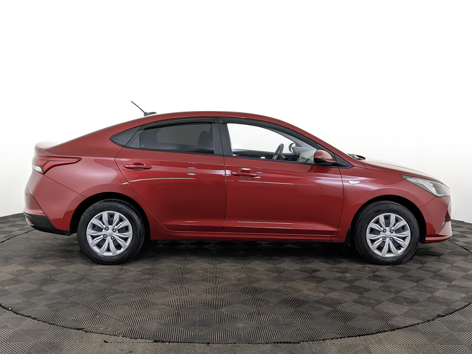Hyundai Solaris 2021 64 845км фото №4