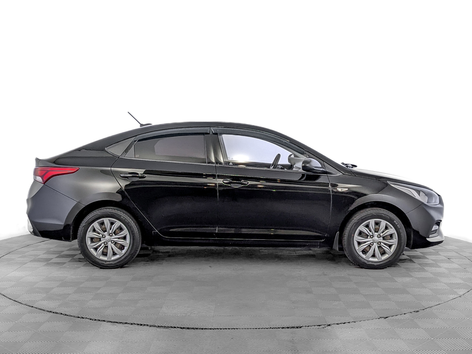 Hyundai Solaris 2019 79 109км фото №4