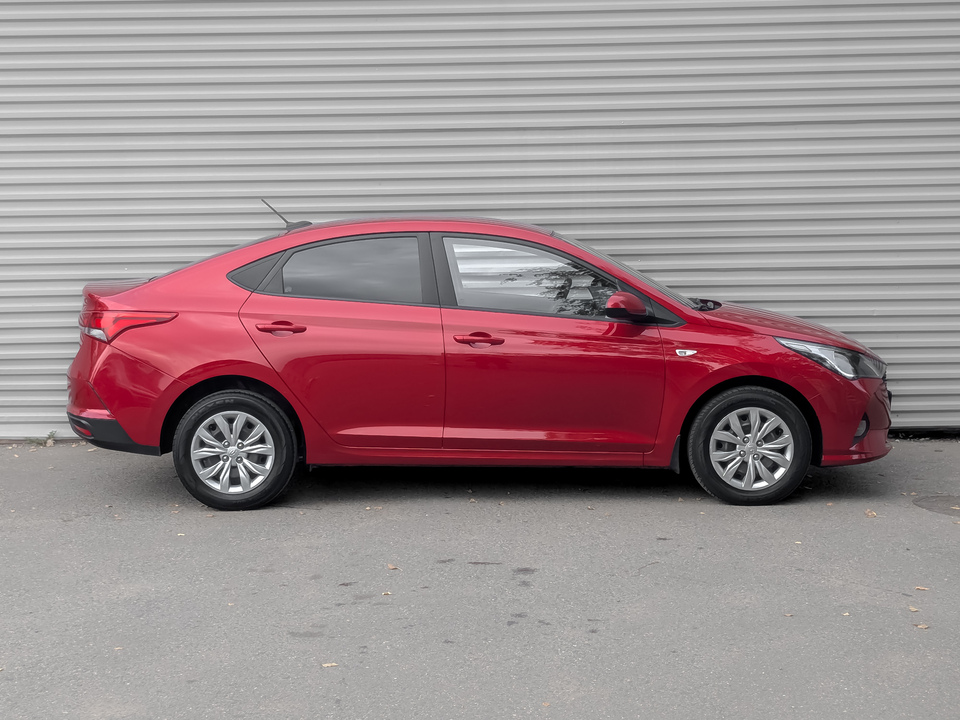 Hyundai Solaris 2022 55 981км фото №4