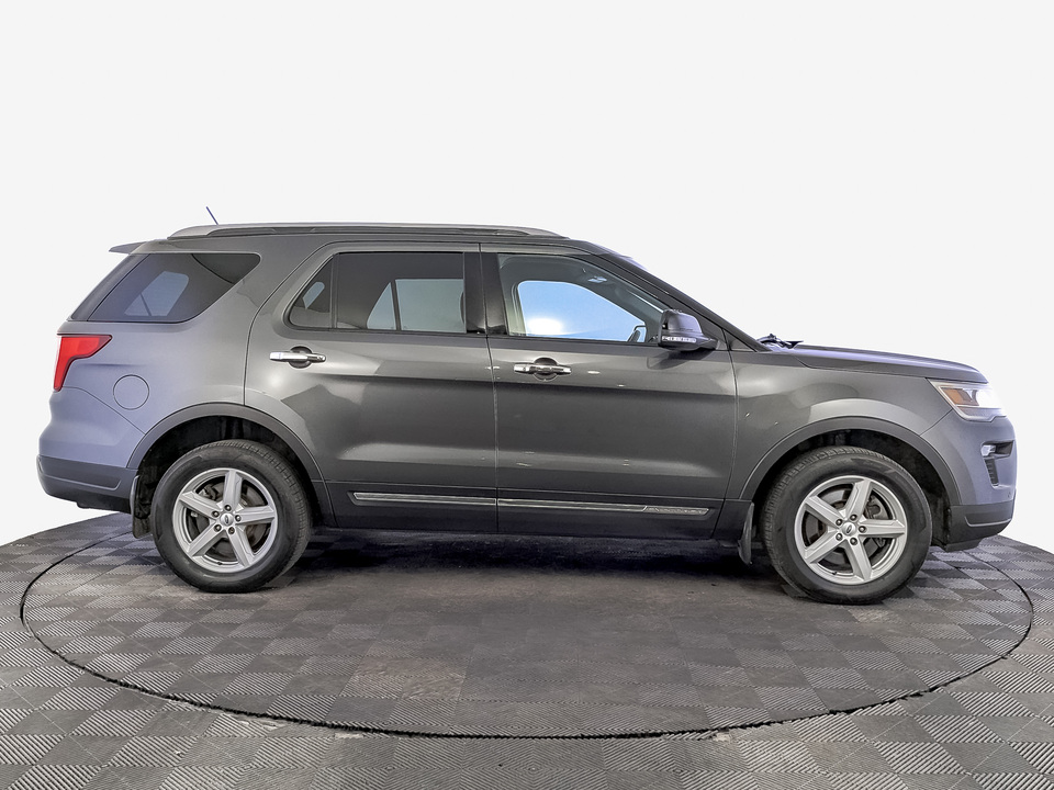 Ford Explorer 2019 123 073км фото №4