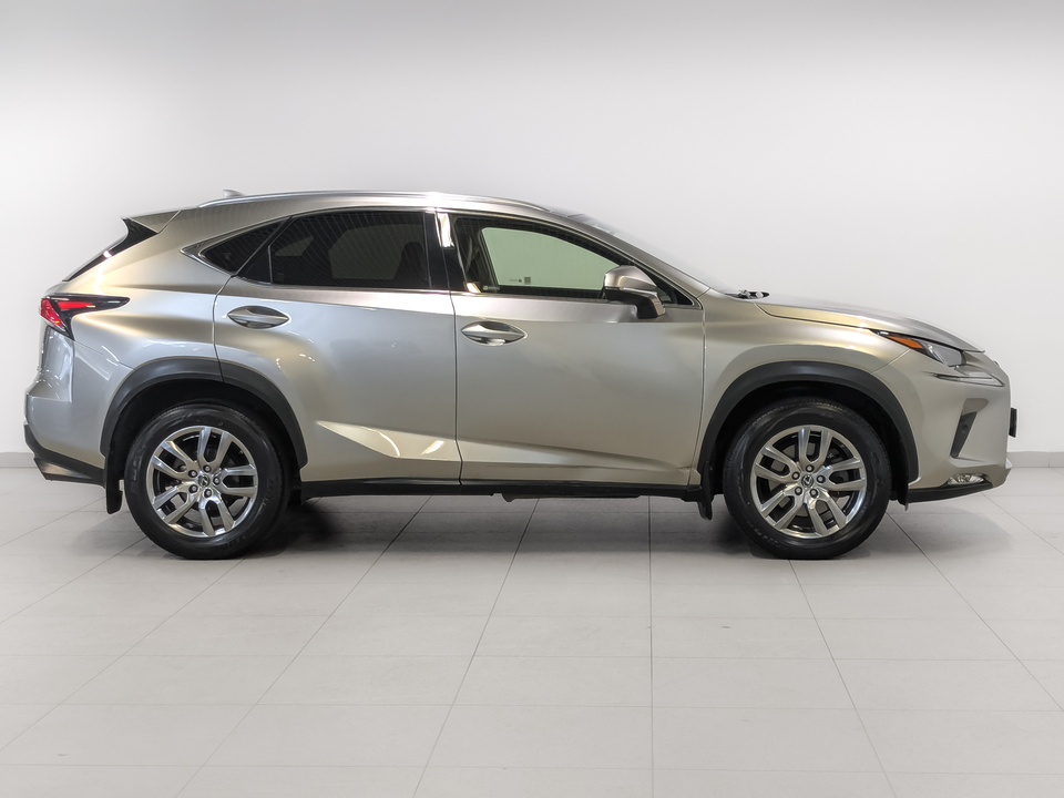 Lexus NX 2021 58 419км фото №4