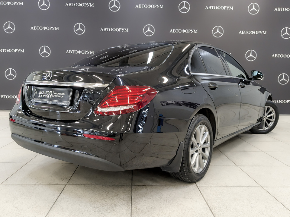 Mercedes-Benz E-Класс 2019 105 000км фото №5