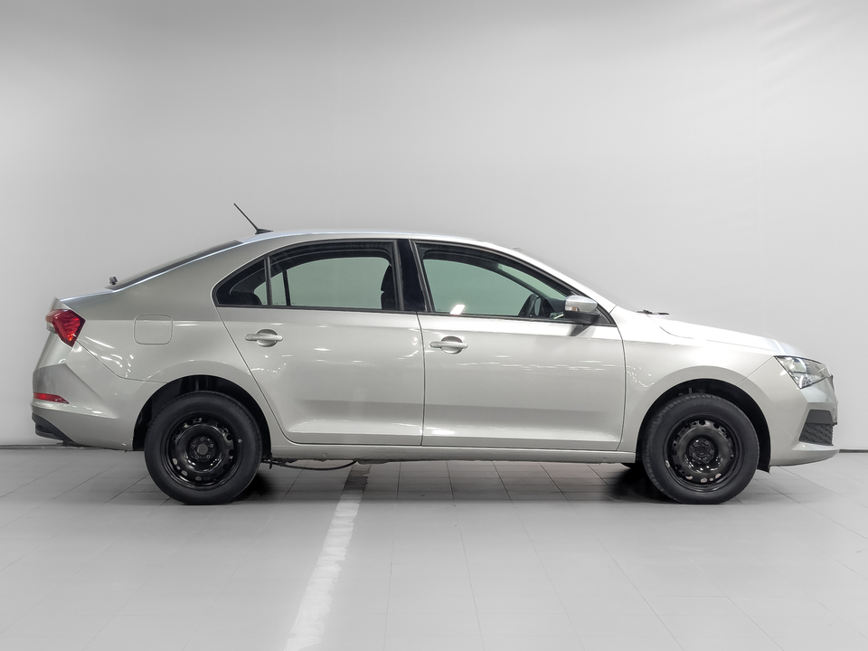 Skoda Rapid II 2021 123 205км фото №4