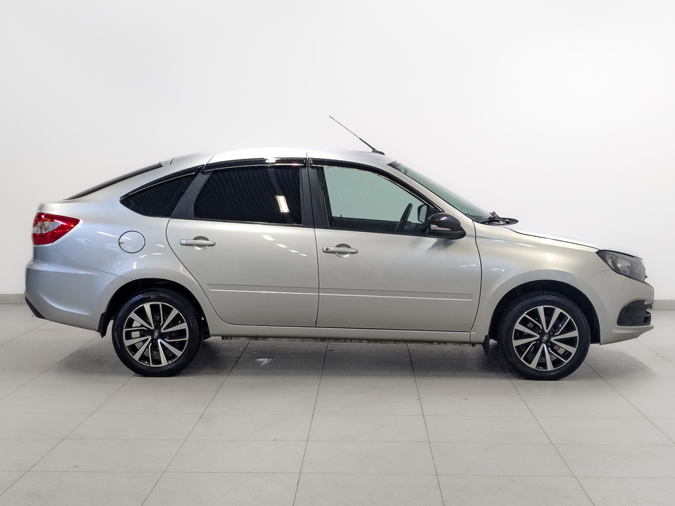 Lada Granta 2023 68 000км фото №4