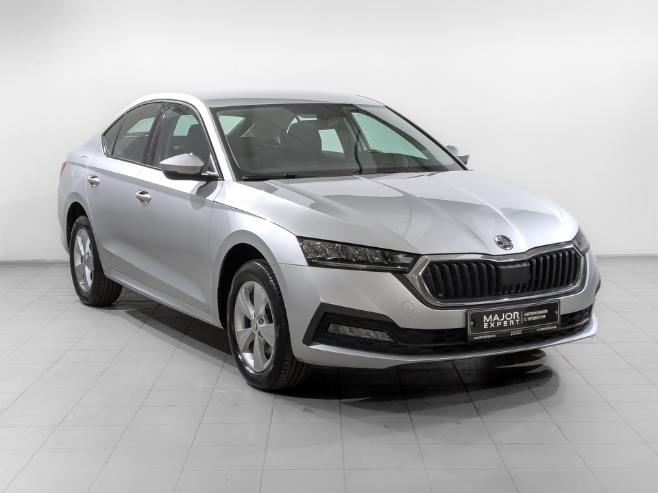 Skoda Octavia 2021 79 688км фото №3