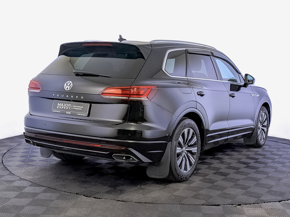 Volkswagen Touareg 2018 136 228км фото №5