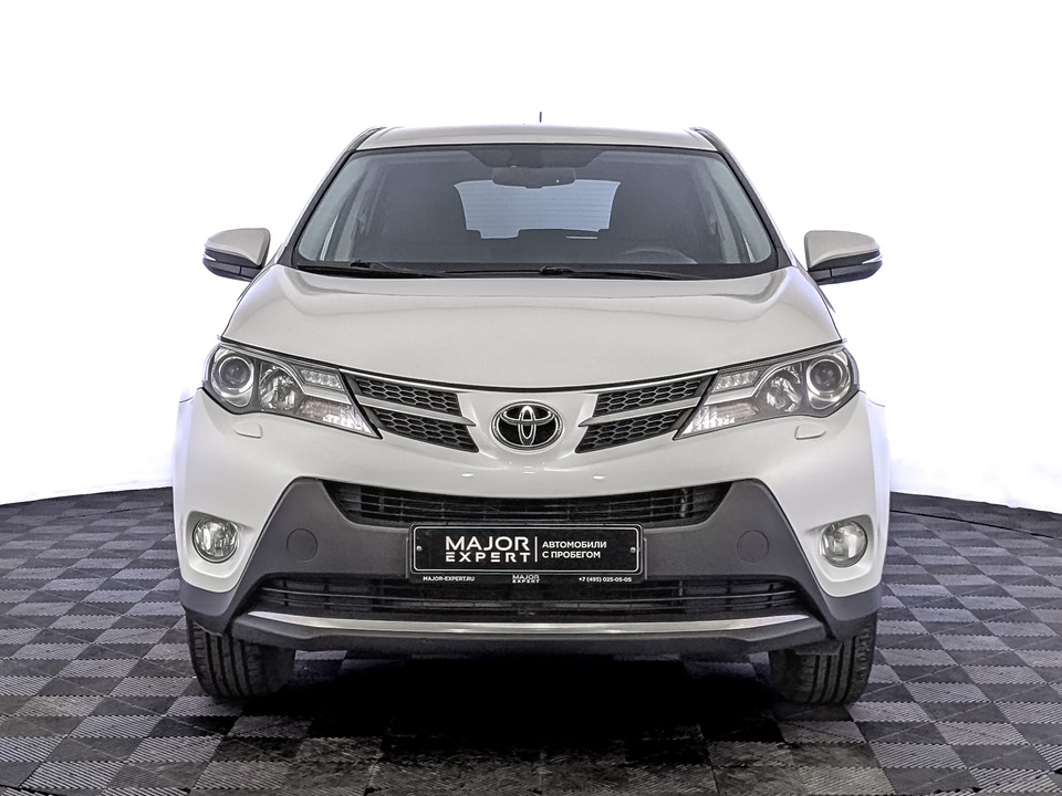 Toyota Rav-4 2015 180 630км фото №2