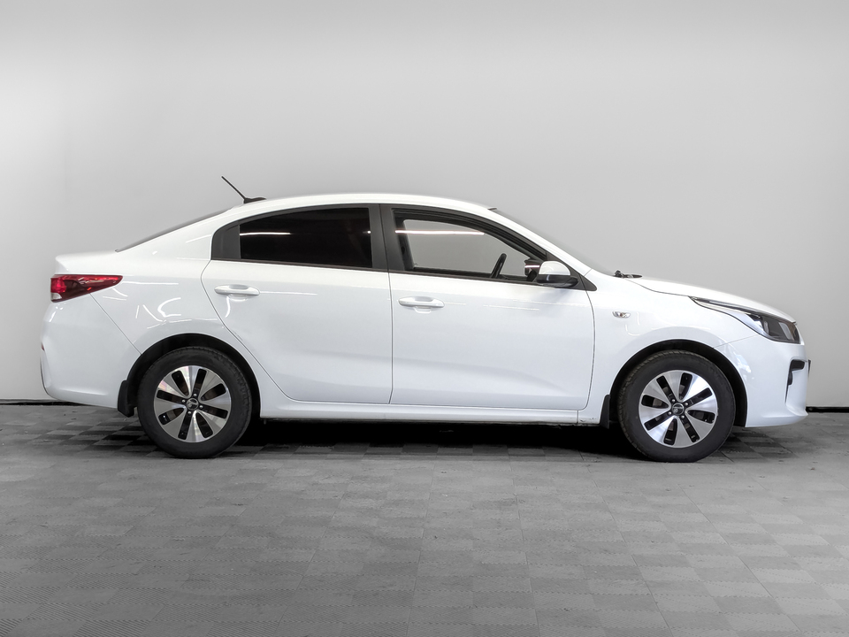 Kia Rio 2019 130 755км фото №4