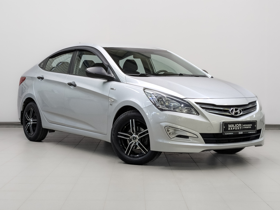 Hyundai Solaris 2015 89 682км фото №3