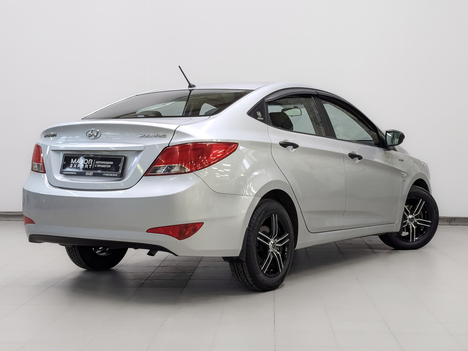 Hyundai Solaris 2015 89 682км фото №5