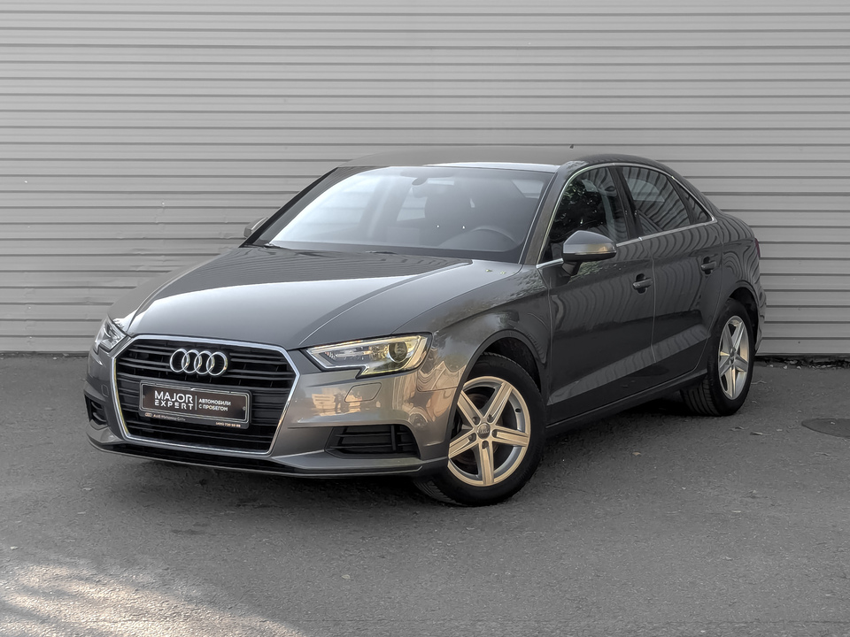 Audi A3 2019 38 129км фото №1