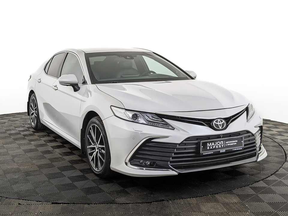 Toyota Camry 2021 98 113км фото №3