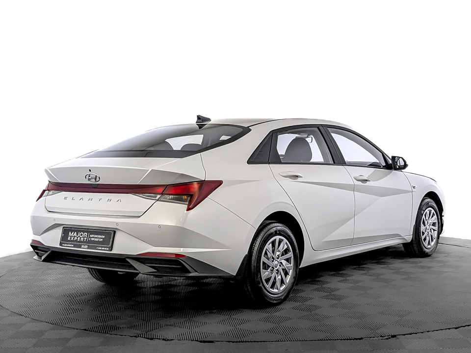 Hyundai Elantra 2022 42 343км фото №5