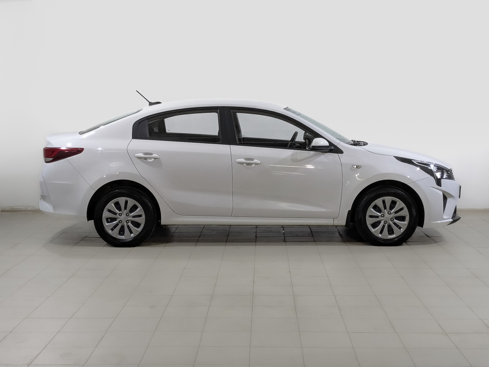 Kia Rio 2021 35 810км фото №4