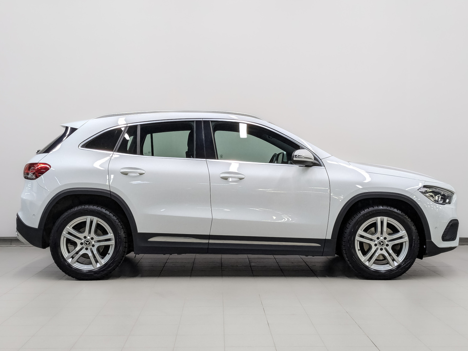 Mercedes-Benz GLA 2020 120 483км фото №4