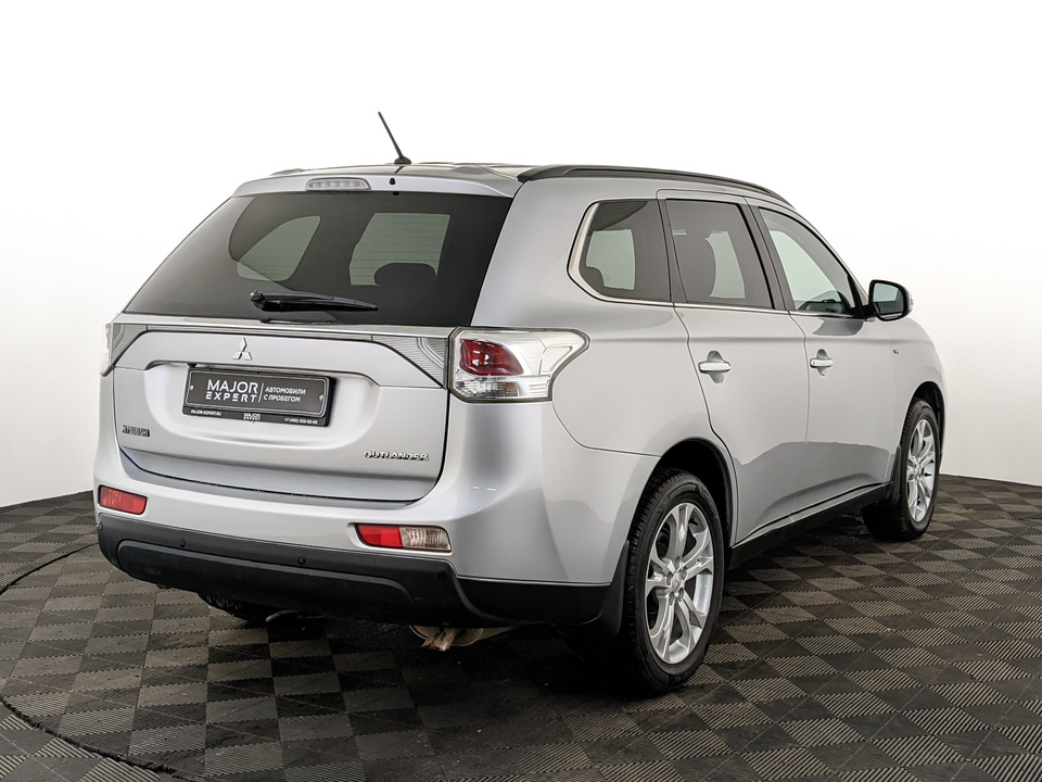 Mitsubishi Outlander 2014 43 000км фото №5