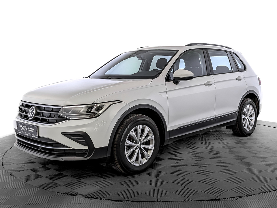 Volkswagen Tiguan 2021 59 202км фото №1