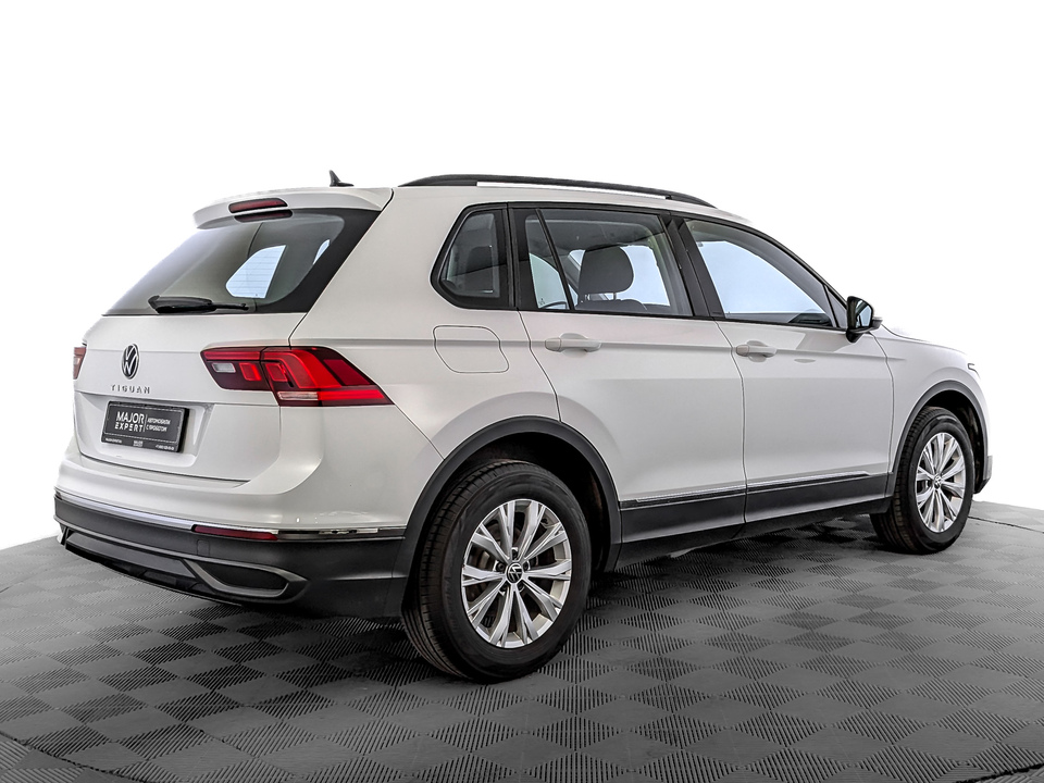Volkswagen Tiguan 2021 59 202км фото №5