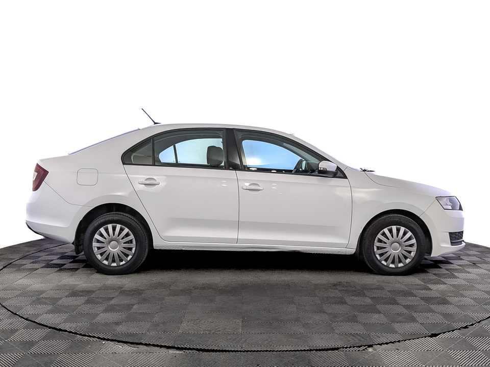 Skoda Rapid 2019 149 012км фото №4