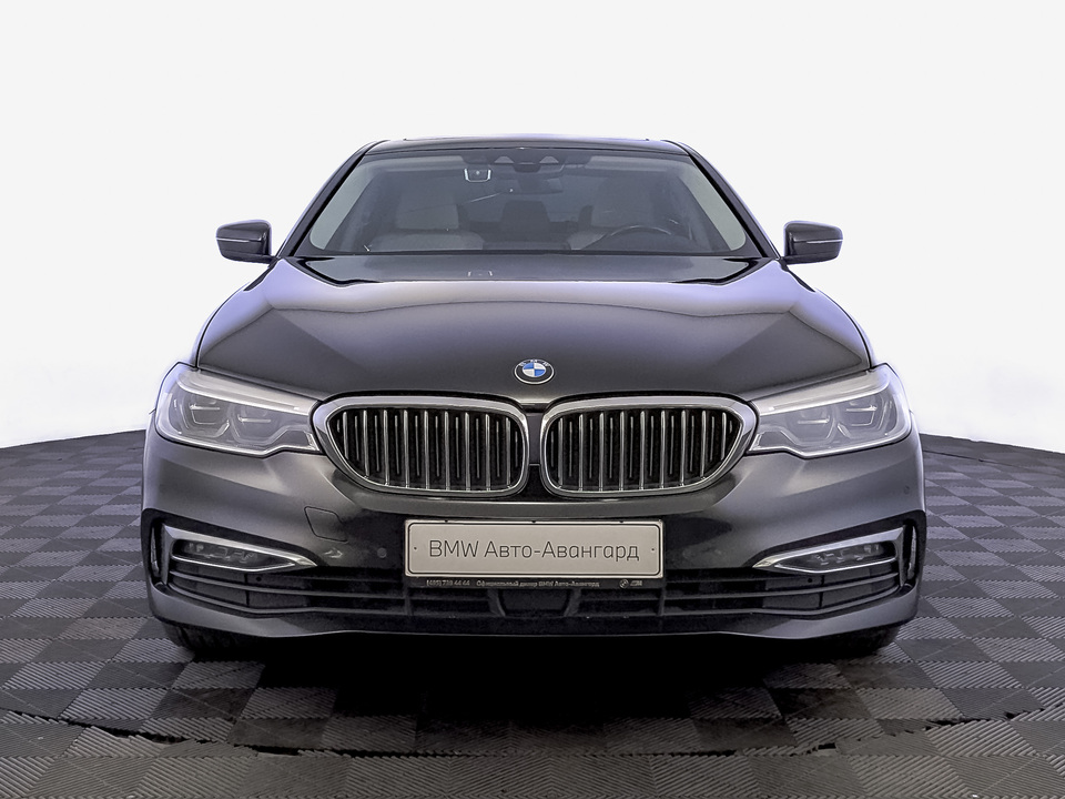 BMW 5 серии 2020 148 477км фото №2