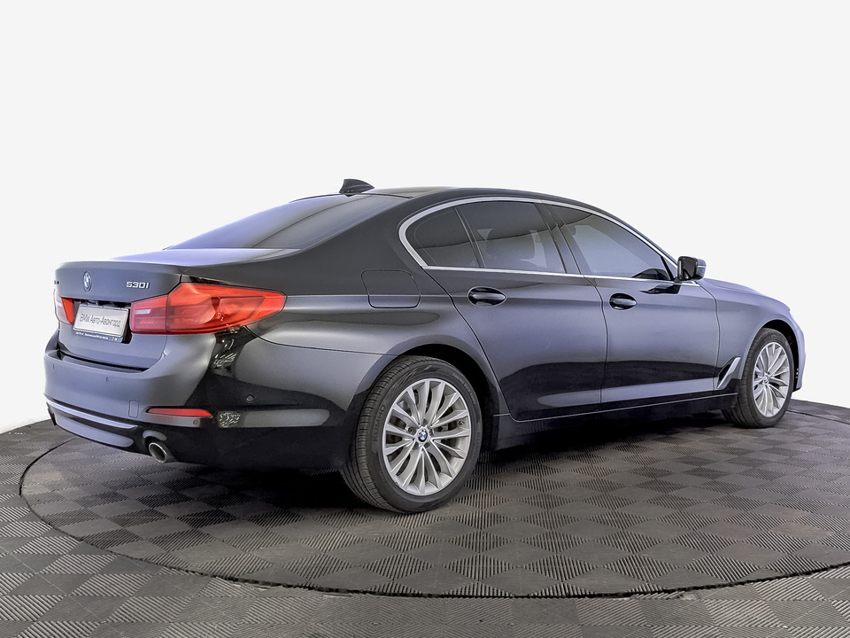 BMW 5 серии 2020 148 477км фото №5