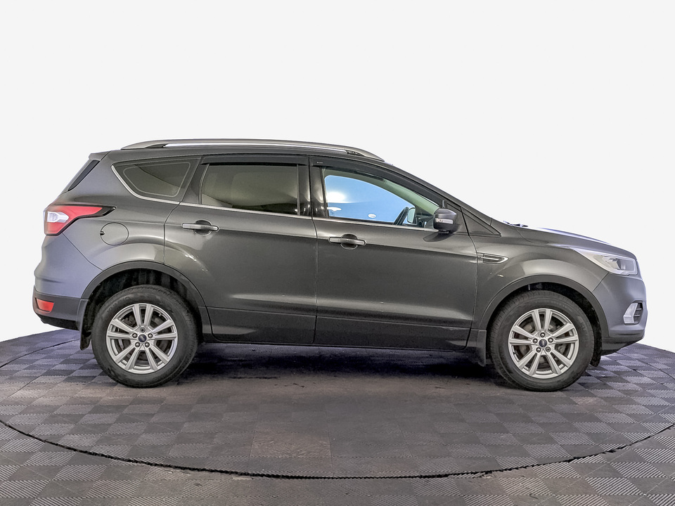 Ford Kuga 2018 186 959км фото №4