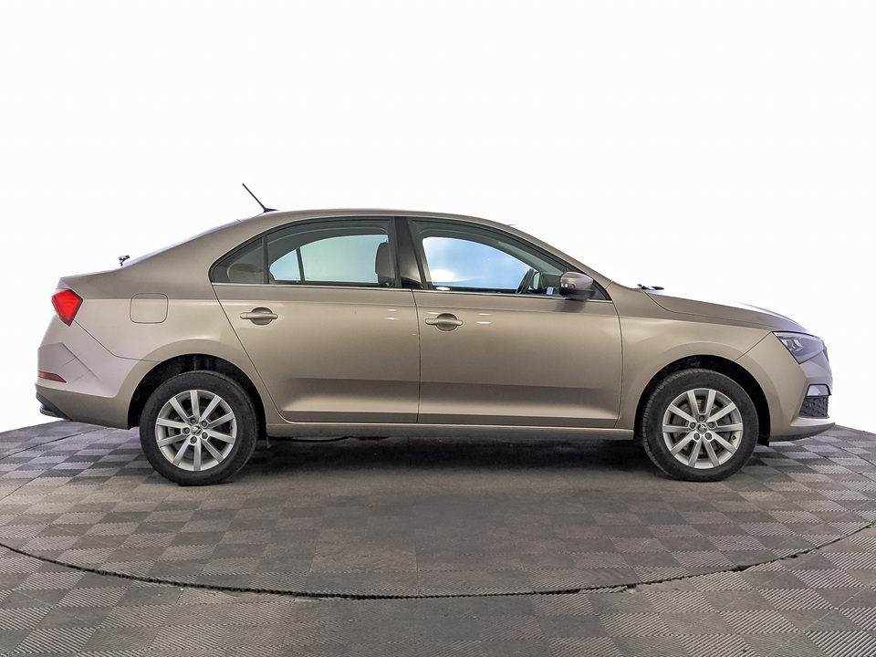 Skoda Rapid II 2021 136 287км фото №4