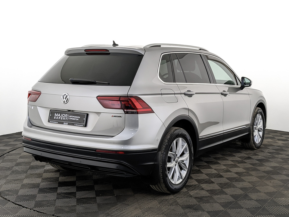 Volkswagen Tiguan 2018 62 715км фото №5