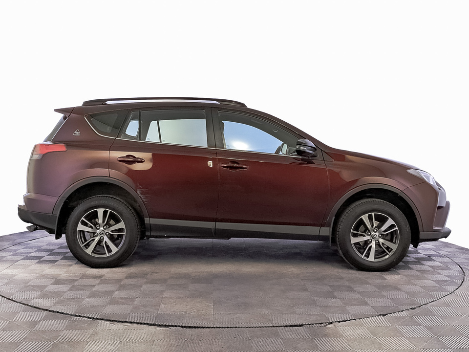 Toyota Rav-4 2019 85 332км фото №4