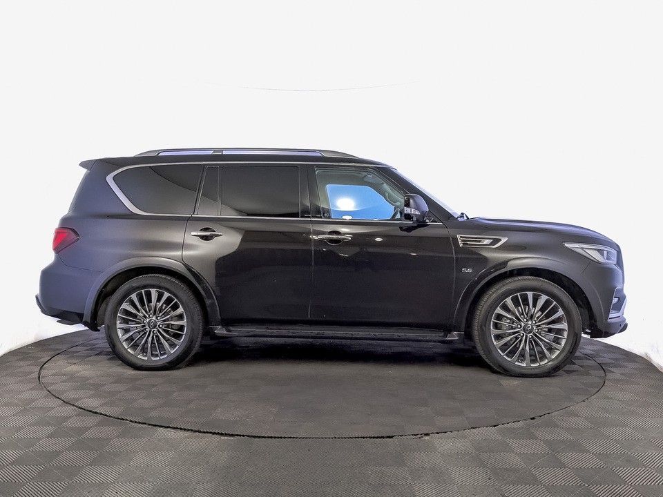 Infiniti QX80 2019 137 396км фото №4